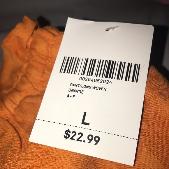 Orange flared pants - Picture 3 of 3